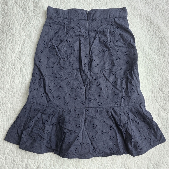 Ann Taylor Navy Eyelet Flounce Pencil Skirt Petite - Picture 7 of 10